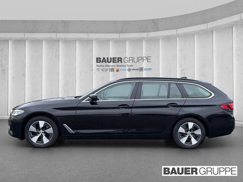 Gebraucht BMW 520 190 PS (139 kW) 2022 Schwarz Kombi