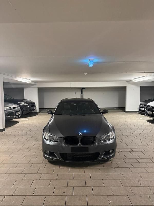 Gebraucht BMW 335 Performance 306 PS (225 kW) 2007 Grau Coupé