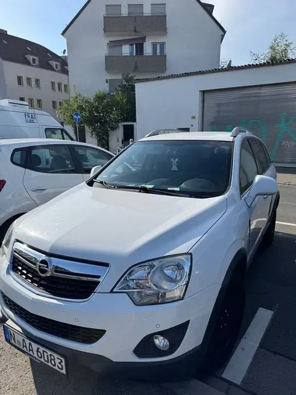 Gebraucht Opel Antara Design Edition 163 PS (119 kW) 2014 Weiß SUV
