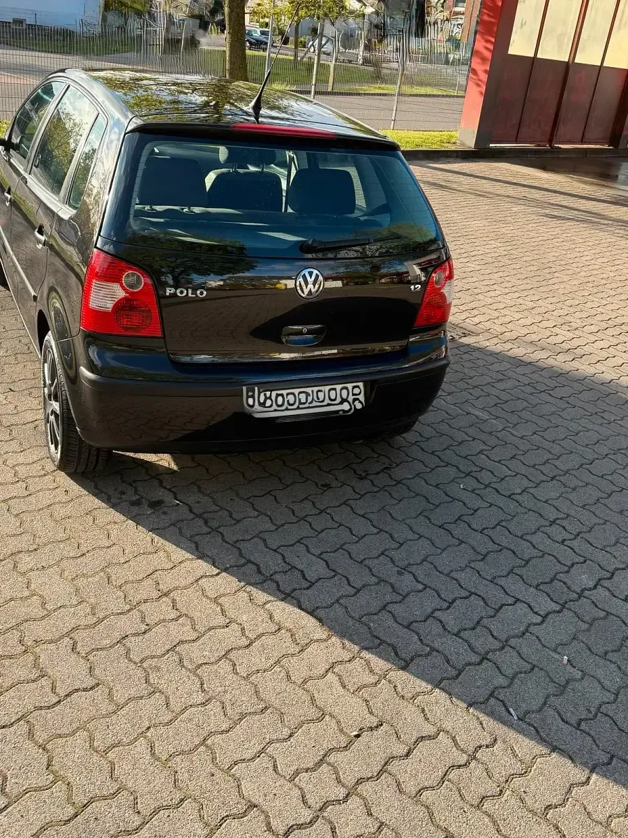 Gebraucht VW Polo 54 PS (39 kW) 2004 Schwarz Kleinwagen