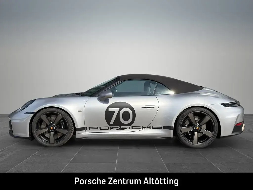 Neu Porsche 992 541 PS (397 kW) 2026 Silber Cabrio