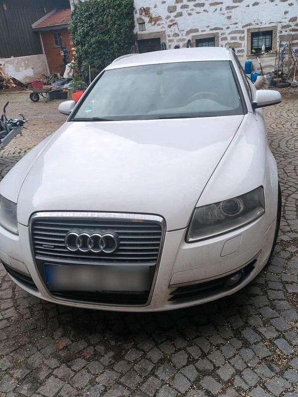 Weiß Gebraucht 2007 Audi A6 Kombi | 2.000 € (Superpreis) - Bild 1/4