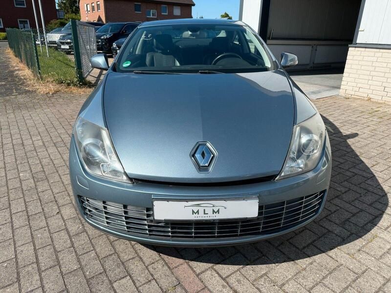 Grau Gebraucht 2009 Renault Laguna Coupé GT Coupé | 6.990 € - Bild 1/4