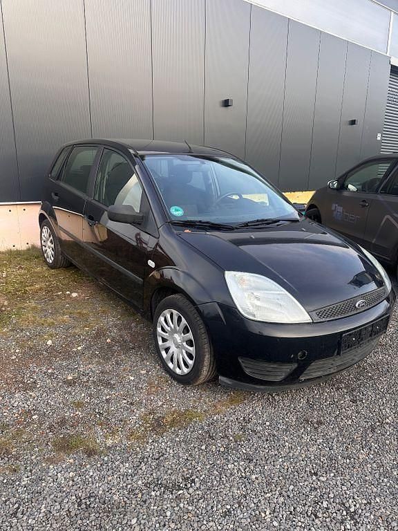 Gebraucht Ford Fiesta 60 PS (44 kW) 2005 Schwarz Limousine