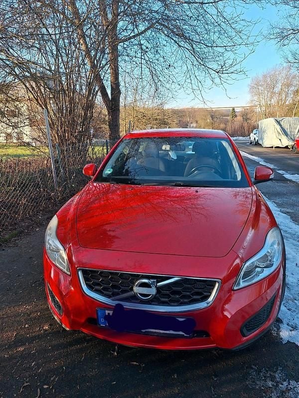 Gebraucht Volvo C30 109 PS (80 kW) 2010 Rot Kleinwagen