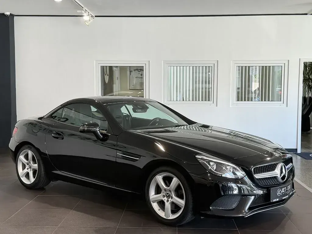 Gebraucht Mercedes SLC200 AMG 184 PS (135 kW) 2018 Schwarz Cabrio