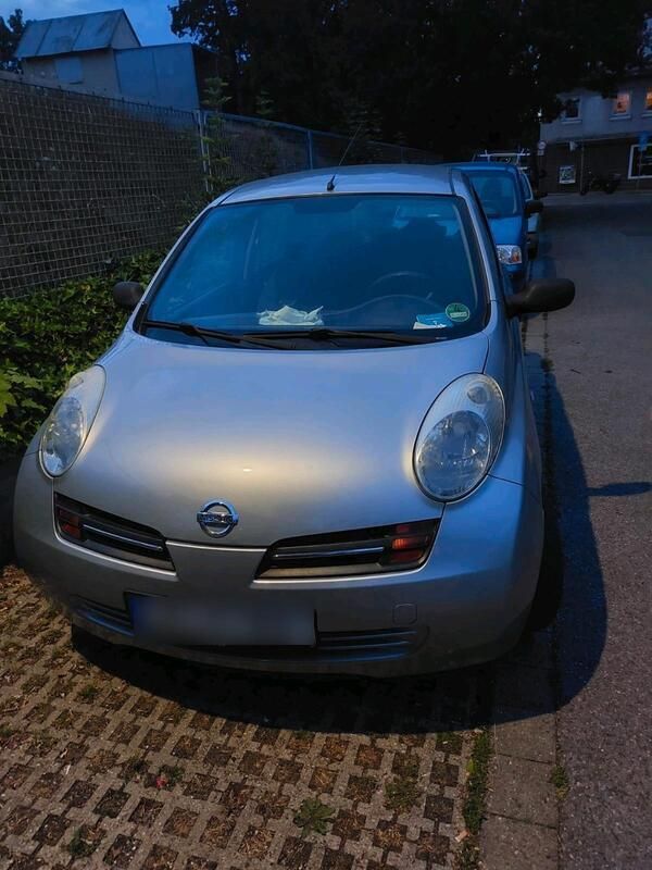 Grau Gebraucht 2003 Nissan Micra Kleinwagen | 500 € (Superpreis) - Bild 1/4