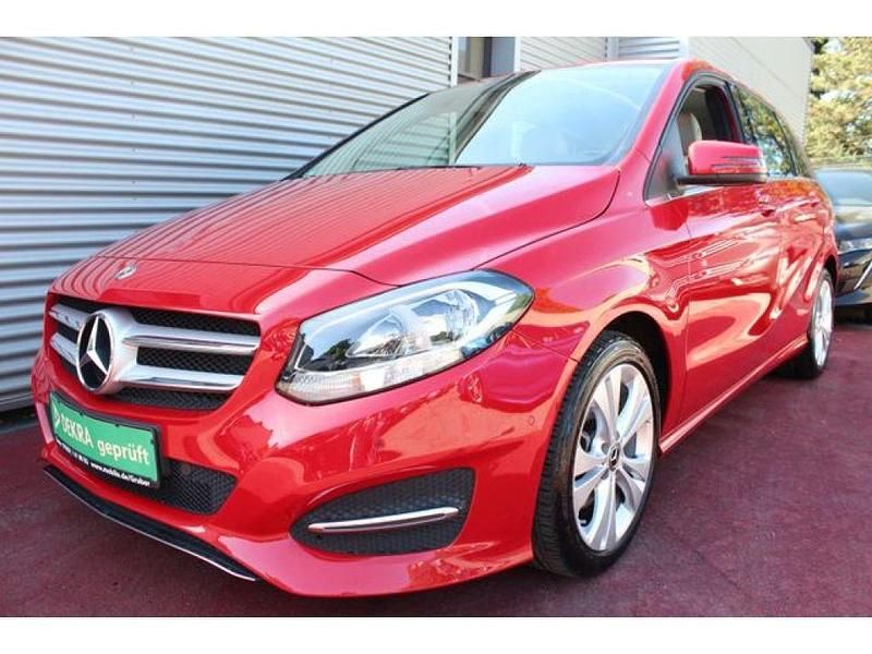 Jupiterrot unilack Gebraucht 2017 Mercedes B160 Van / Kleinbus | 16.979 € - Bild 1/4