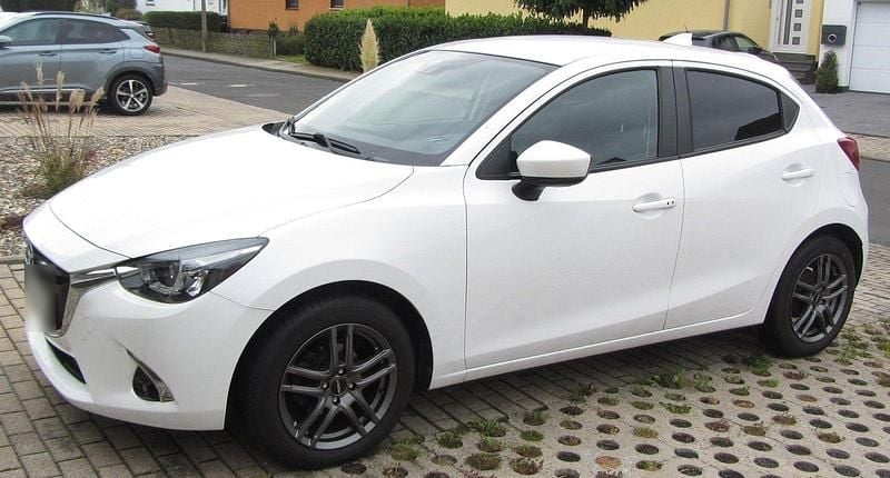 Gebraucht Mazda 2 Kizoku 90 PS (66 kW) 2018 Weiß Kleinwagen