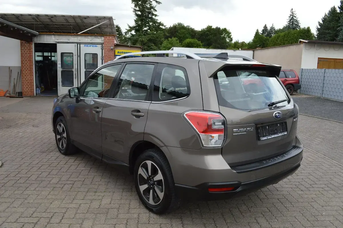 Gebraucht Subaru Forester Comfort 150 PS (110 kW) 2019 Bronze SUV