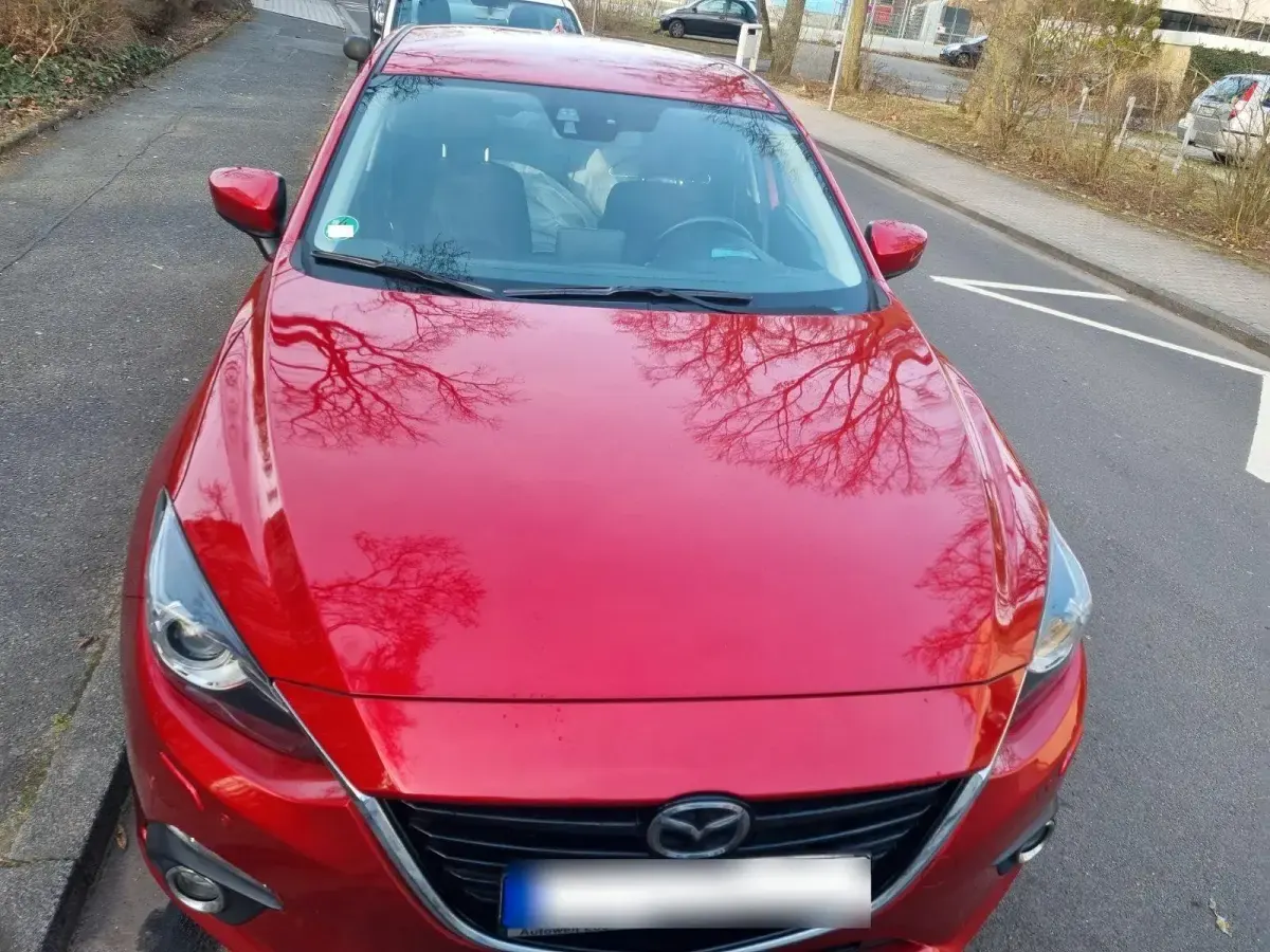 Używany Mazda 3 150 KM (110 kW) 2016 Czerwony Hatchback