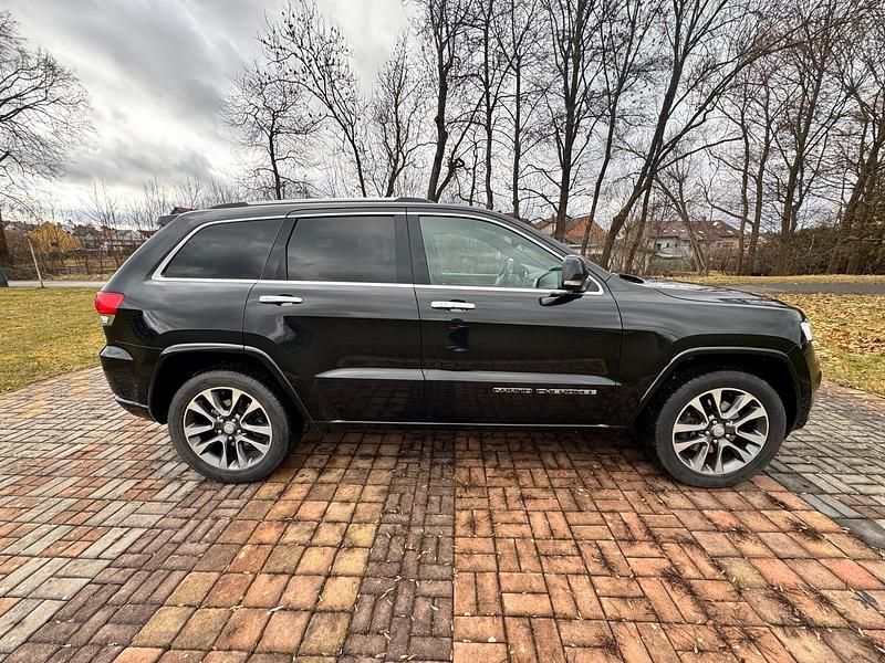 Gebraucht Jeep Grand Cherokee 250 PS (183 kW) 2017 Schwarz SUV