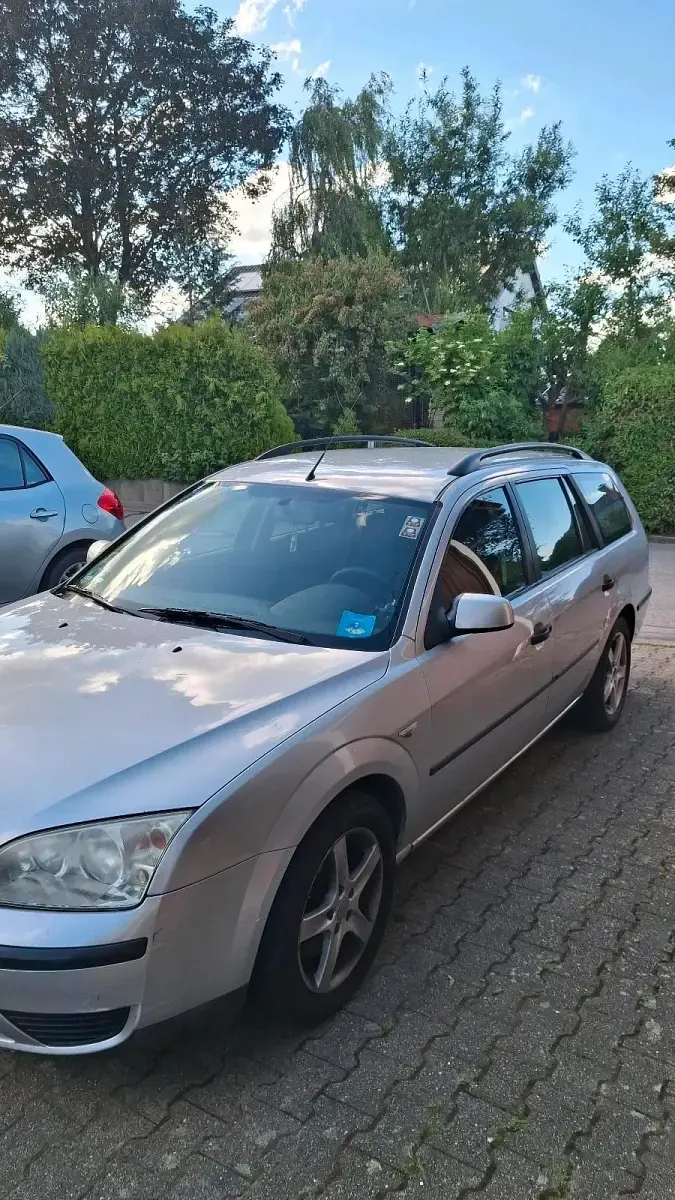 Gebraucht Ford Mondeo 130 PS (95 kW) 2004 Grau Kombi