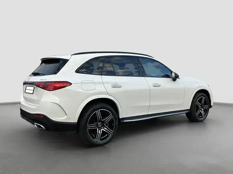 Gebraucht Mercedes GLC400d AMG 381 PS (280 kW) 2023 Unilack polarweiß SUV