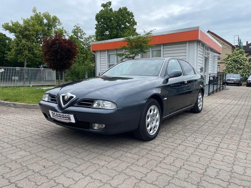 Schwarz Gebraucht 2000 Alfa Romeo 166 Limousine | 5.590 € - Bild 1/4