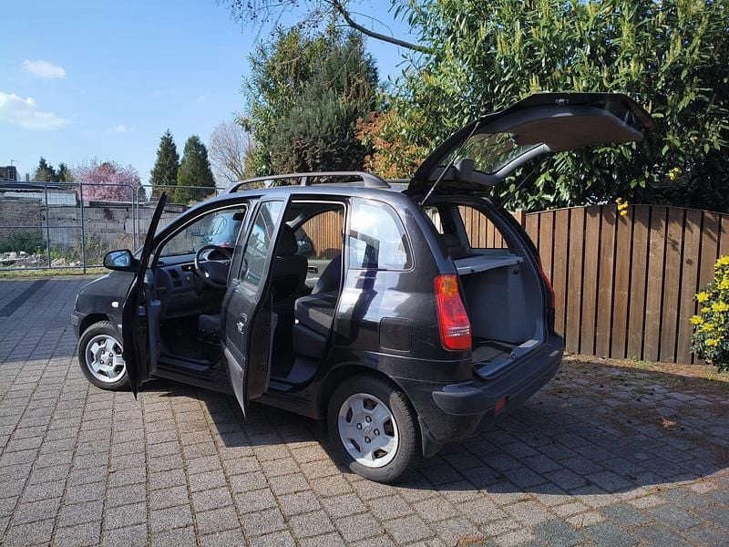 Gebraucht Hyundai Matrix 103 PS (75 kW) 2005 Schwarz Van / Kleinbus