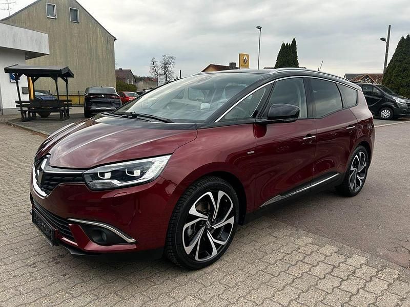 Gebraucht Renault Scenic E-Tech Bose Edition 132 PS (97 kW) 2017 Rot SUV