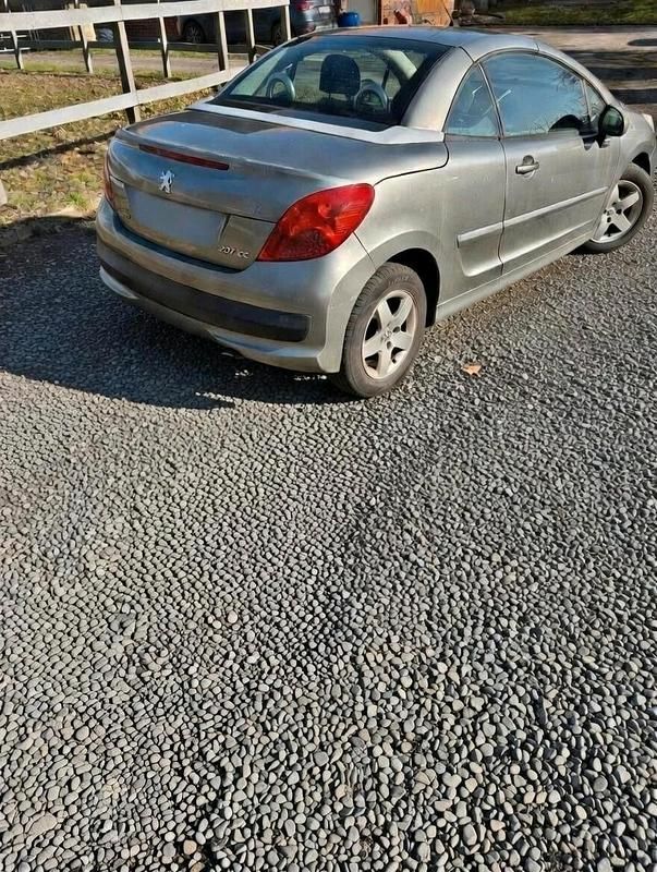 Gebraucht Peugeot 207 CC 120 PS (88 kW) 2008 Grau Cabrio