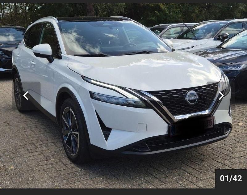 Weiß Gebraucht 2023 Nissan Qashqai Tekna SUV | 18.700 € (Superpreis) - Bild 1/4