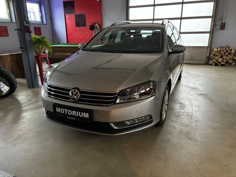 Tungsten silver metallic Gebraucht 2014 VW Passat Kombi | 10.990 € (Etwas zu teuer) - Bild 1/4