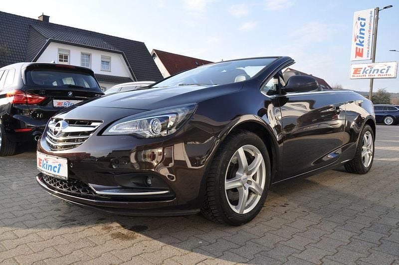 Gebraucht Opel Cascada Innovation 165 PS (121 kW) 2013 Braun Cabrio