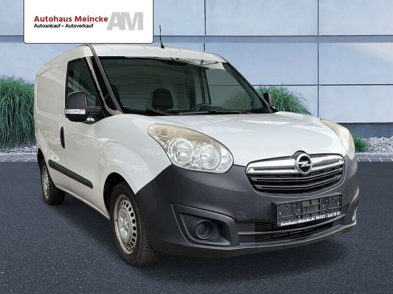 Weiß Gebraucht 2013 Opel Combo Van / Kleinbus | 5.100 € (Guter Preis) - Bild 1/4