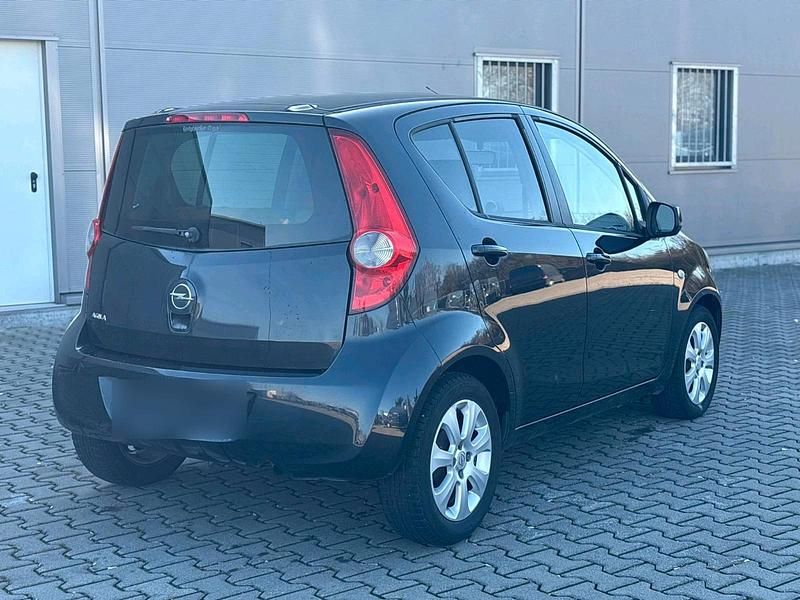 Gebraucht Opel Agila 65 PS (47 kW) 2008 Schwarz Kleinwagen
