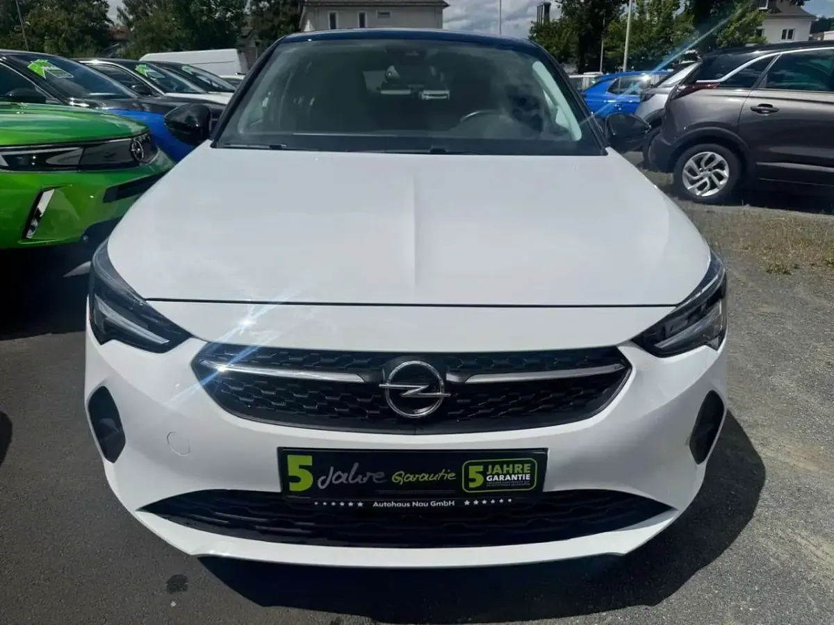Gebraucht Opel Corsa 75 PS (55 kW) 2023 Jade weiss/arktis weiss Kleinwagen