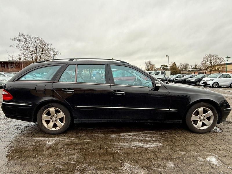 Gebraucht Mercedes E320 Avantgarde 224 PS (164 kW) 2003 Schwarz Kombi