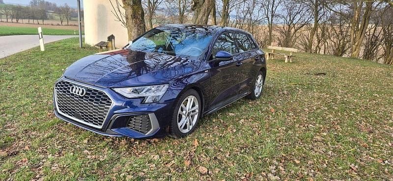 Gebraucht Audi A3 S-Line 150 PS (110 kW) 2021 Blau Limousine