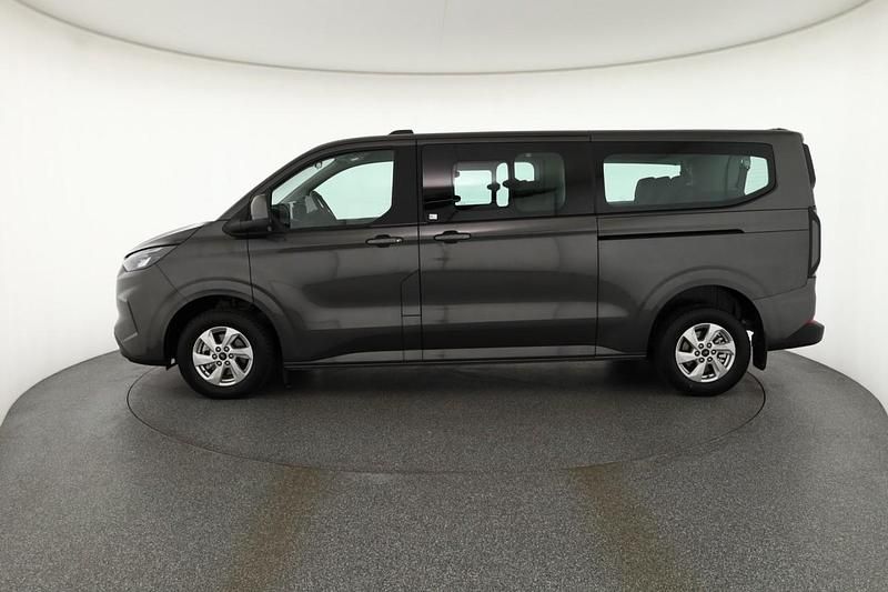 Gebraucht Ford Tourneo Custom 136 PS (100 kW) 2025 Grau Van