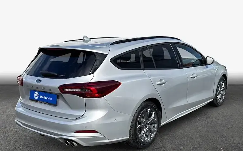 Gebraucht Ford Focus ST-Line X 116 PS (85 kW) 2025 Silber Kombi