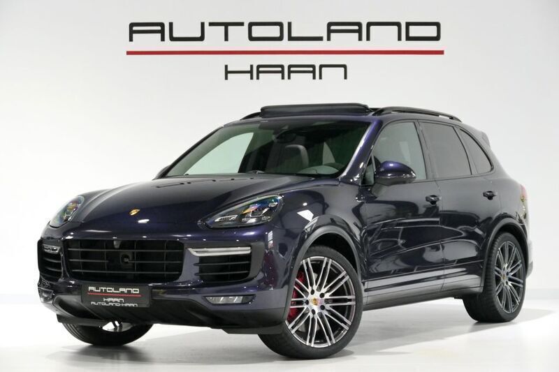 Porsche purpurite metallic Gebraucht 2017 Porsche Cayenne Turbo SUV | 50.950 € (Etwas zu teuer) - Bild 1/4