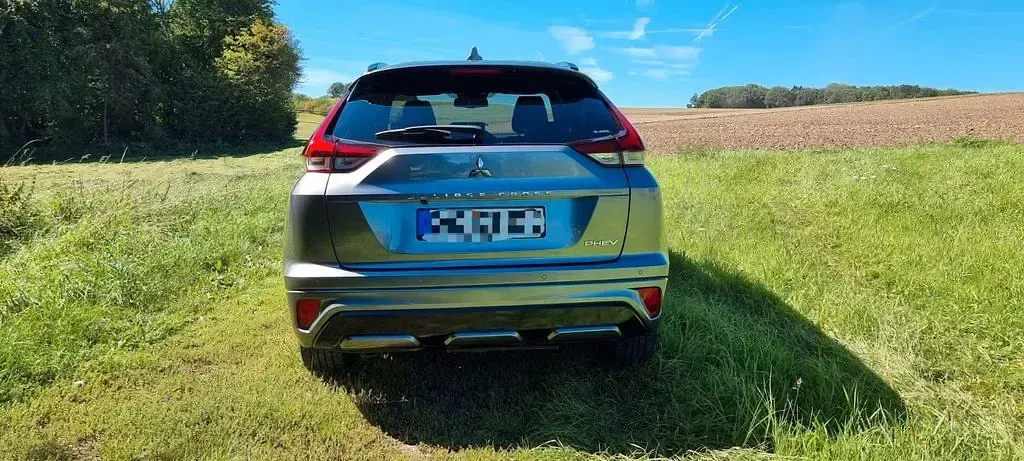 Gebraucht Mitsubishi Eclipse Cross Plus 188 PS (138 kW) 2022 Grau SUV
