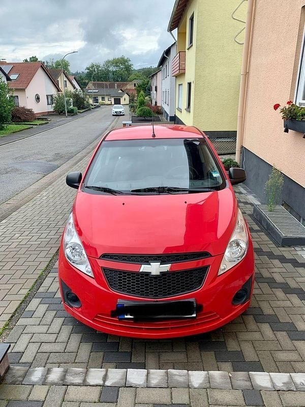 Rot Gebraucht 2012 Chevrolet Spark LS Kleinwagen | 2.490 € (Guter Preis) - Bild 1/4