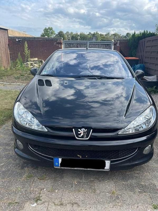 Schwarz Gebraucht 2005 Peugeot 206 CC Filou Cabrio | 800 € (Guter Preis) - Bild 1/4