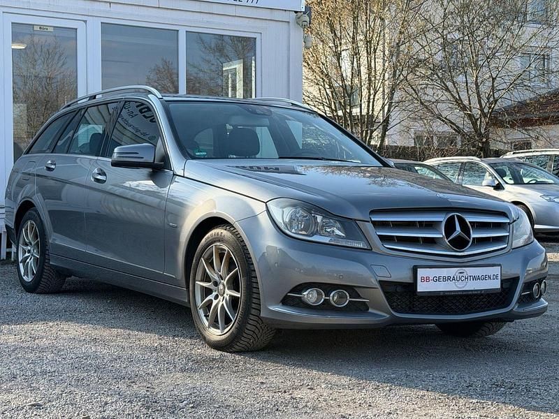 Gebraucht Mercedes C220 170 PS (125 kW) 2011 Silber Kombi