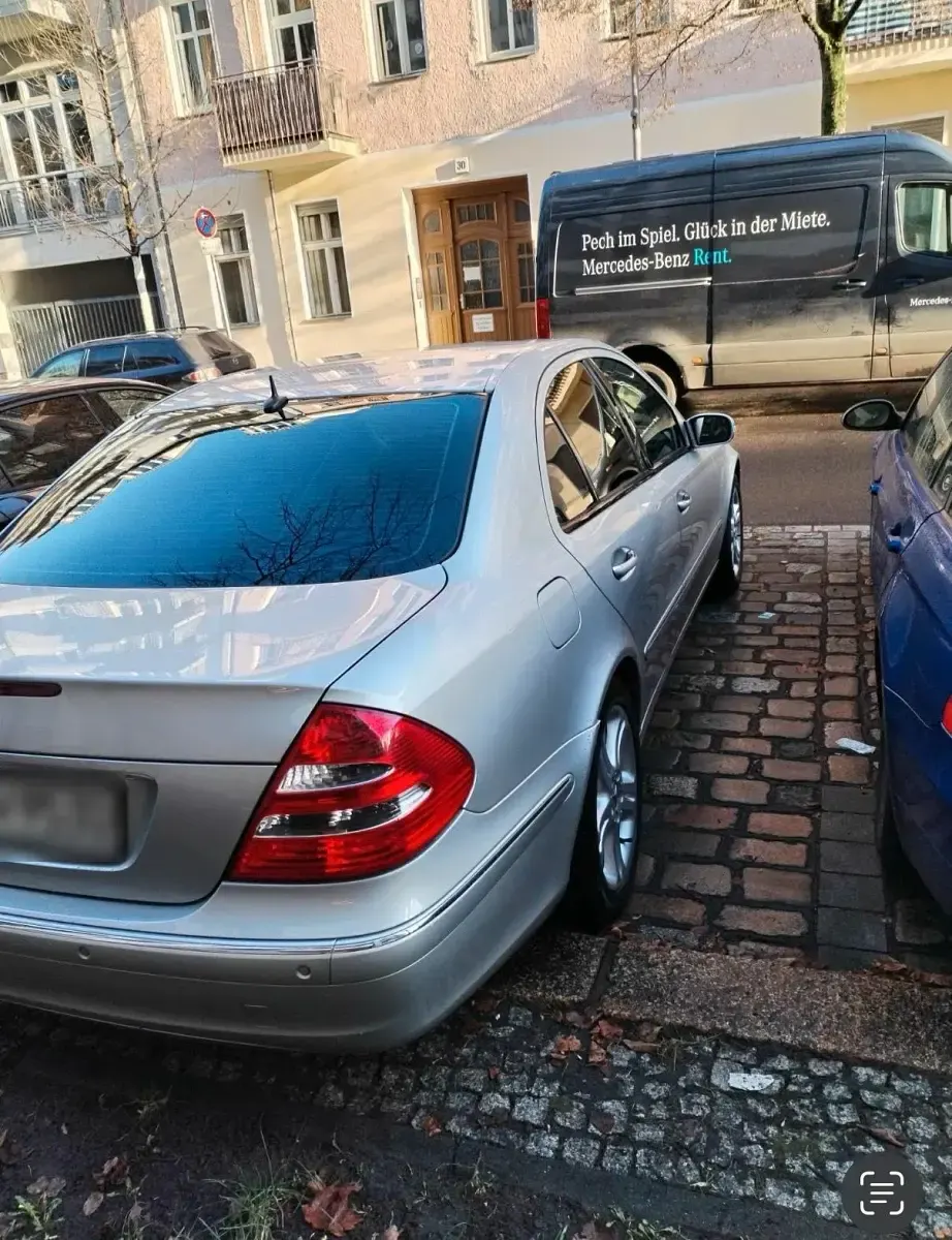 Gebraucht Mercedes E280 177 PS (130 kW) 2005 Silber Limousine