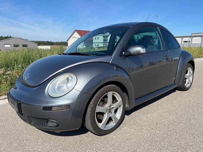 Grau Gebraucht 2009 VW Beetle Freestyle Limousine | 2.600 € (Guter Preis) - Bild 1/4