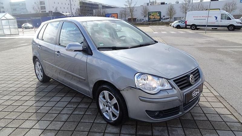 Gebraucht VW Polo United 60 PS (44 kW) 2007 Silber Limousine