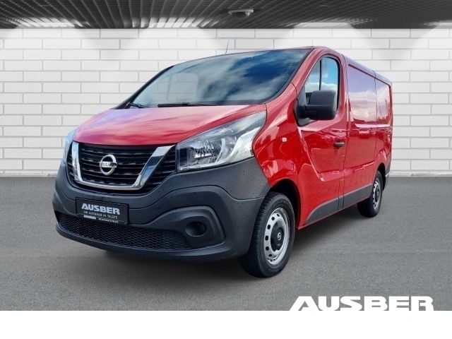 Gebraucht Nissan NV300 95 PS (69 kW) 2018 Rot Van