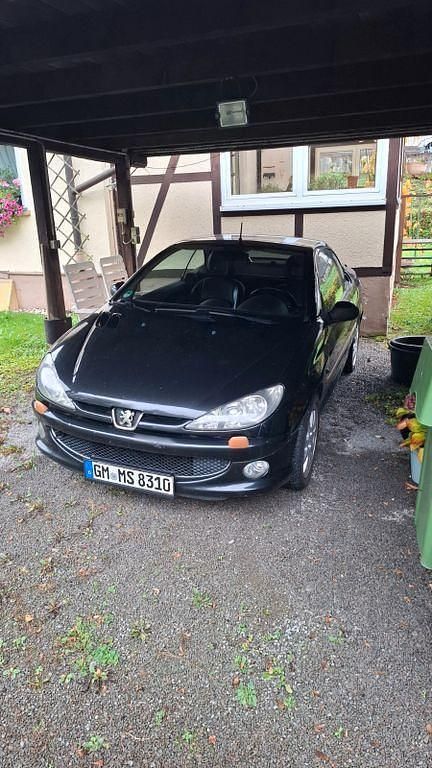 Gebraucht Peugeot 206 CC 136 PS (100 kW) 2004 Schwarz Cabrio