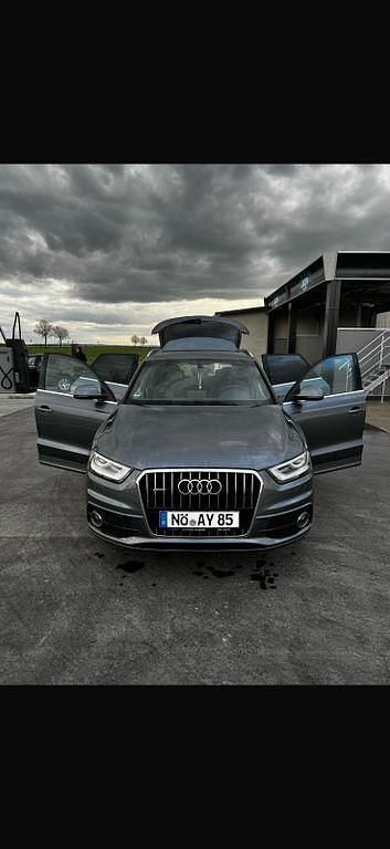 Grau Gebraucht 2013 Audi Q3 S-Line SUV | 13.300 € (Fairer Preis) - Bild 1/4
