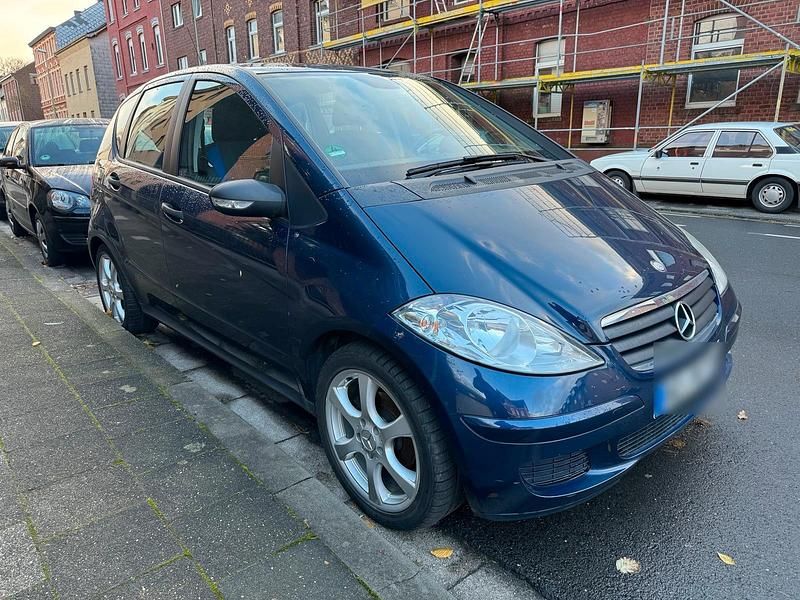 Blau Gebraucht 2008 Mercedes A150 Classic Limousine | 2.950 € (Superpreis) - Bild 1/4
