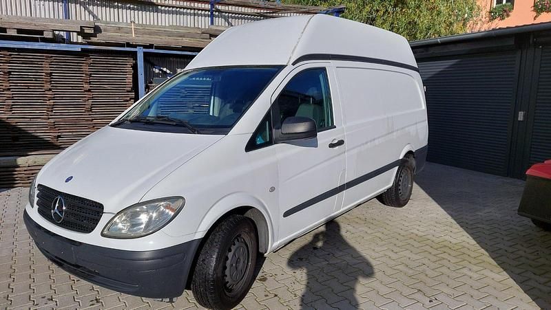 Weiß Gebraucht 2009 Mercedes Vito Van | 6.999 € - Bild 1/2