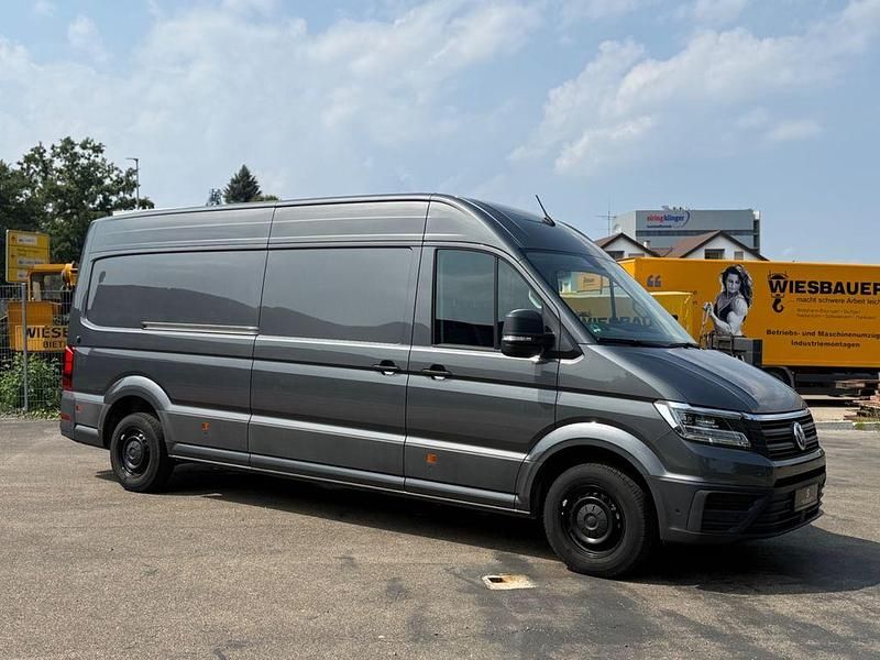 Gebraucht VW Crafter 177 PS (130 kW) 2023 Indiumgrau Van