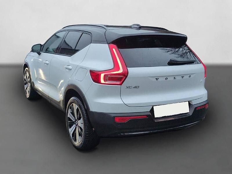 Gebraucht Volvo XC40 Plus 169 kW (231 PS) 2022 Weiß SUV
