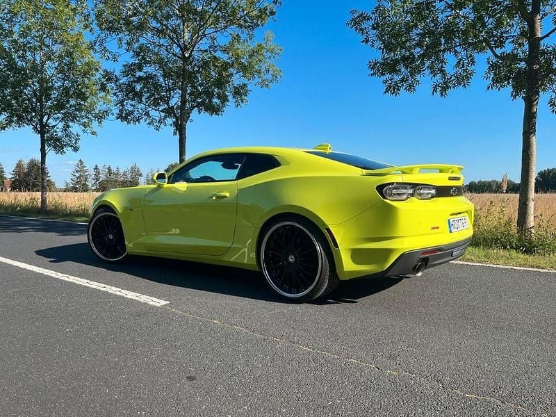 Gebraucht Chevrolet Camaro SS 461 PS (339 kW) 2021 Gelb Coupé