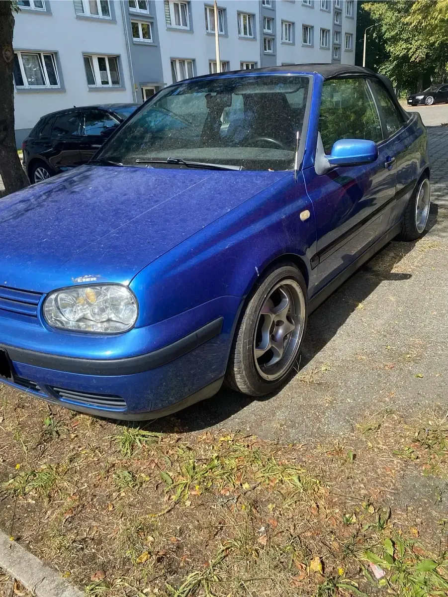 Gebraucht VW Golf Cabriolet 101 PS (74 kW) 2000 Blau Cabrio
