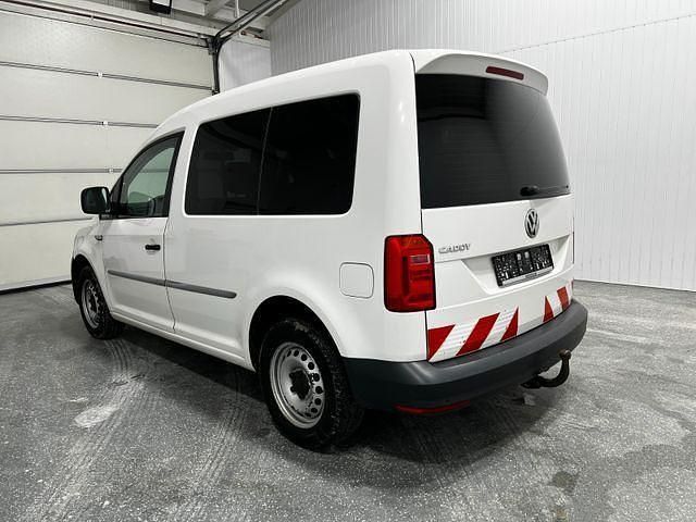 Gebraucht VW Caddy 102 PS (75 kW) 2019 Candyweiss Van / Kleinbus